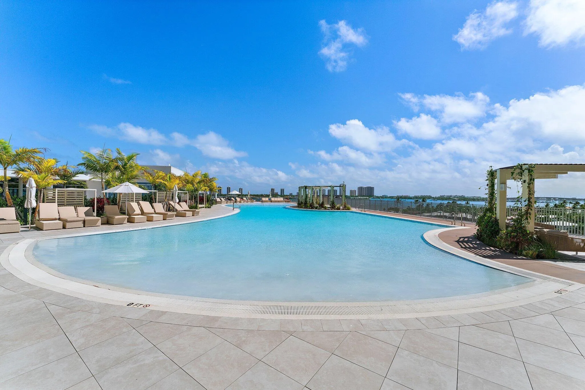 6th floor resort pool
