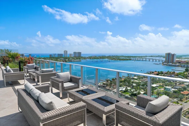 Rooftop deck view