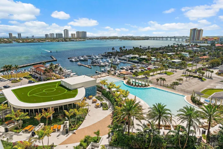 071-220LakeShoreDr-1219-WestPalmBeach-SM