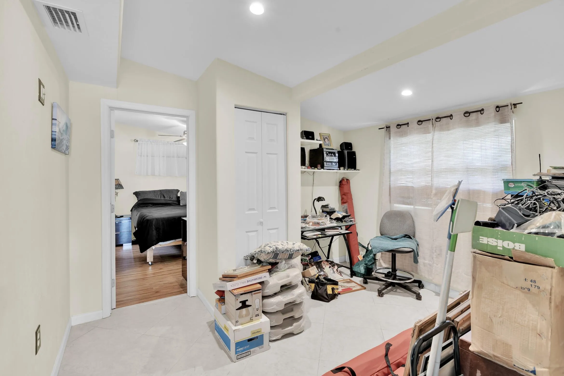 Air conditioned room for storage or can be converted into a bedroom