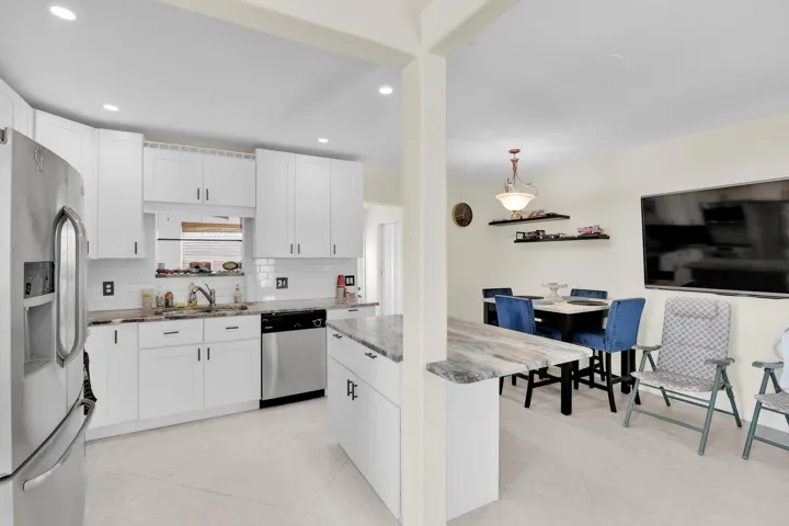 5221 NE 16th Ave Pompano Beach -16