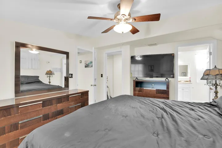 5221 NE 16th Ave Pompano Beach -25
