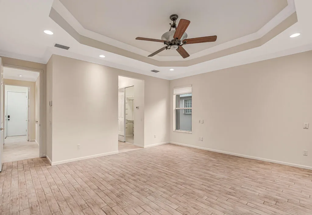 Primary suite