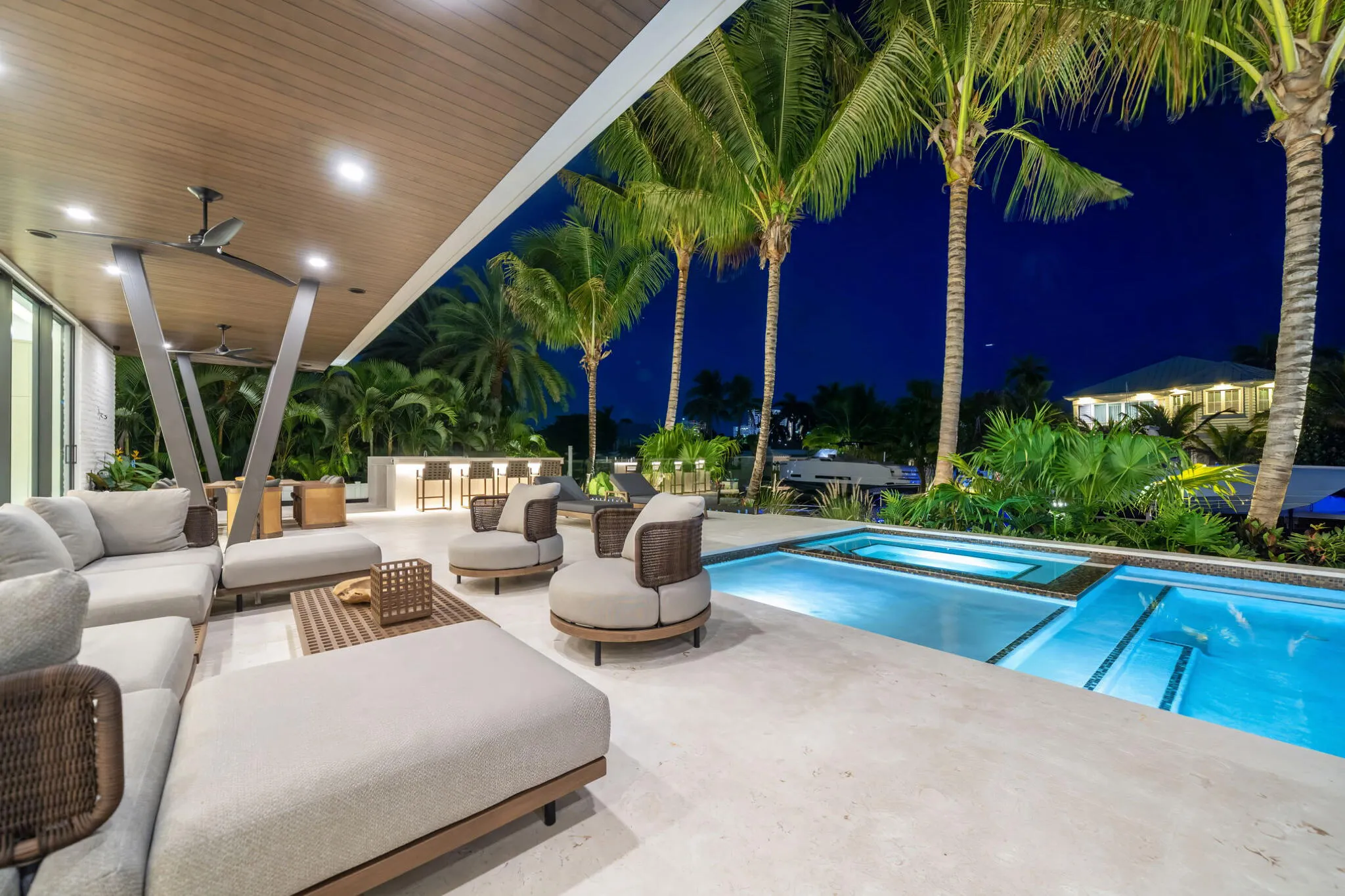Pool deck lounge