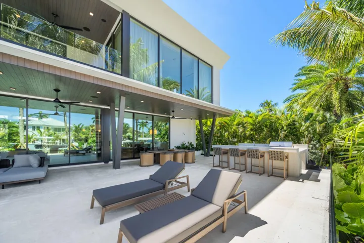 Pool deck chaise lounge