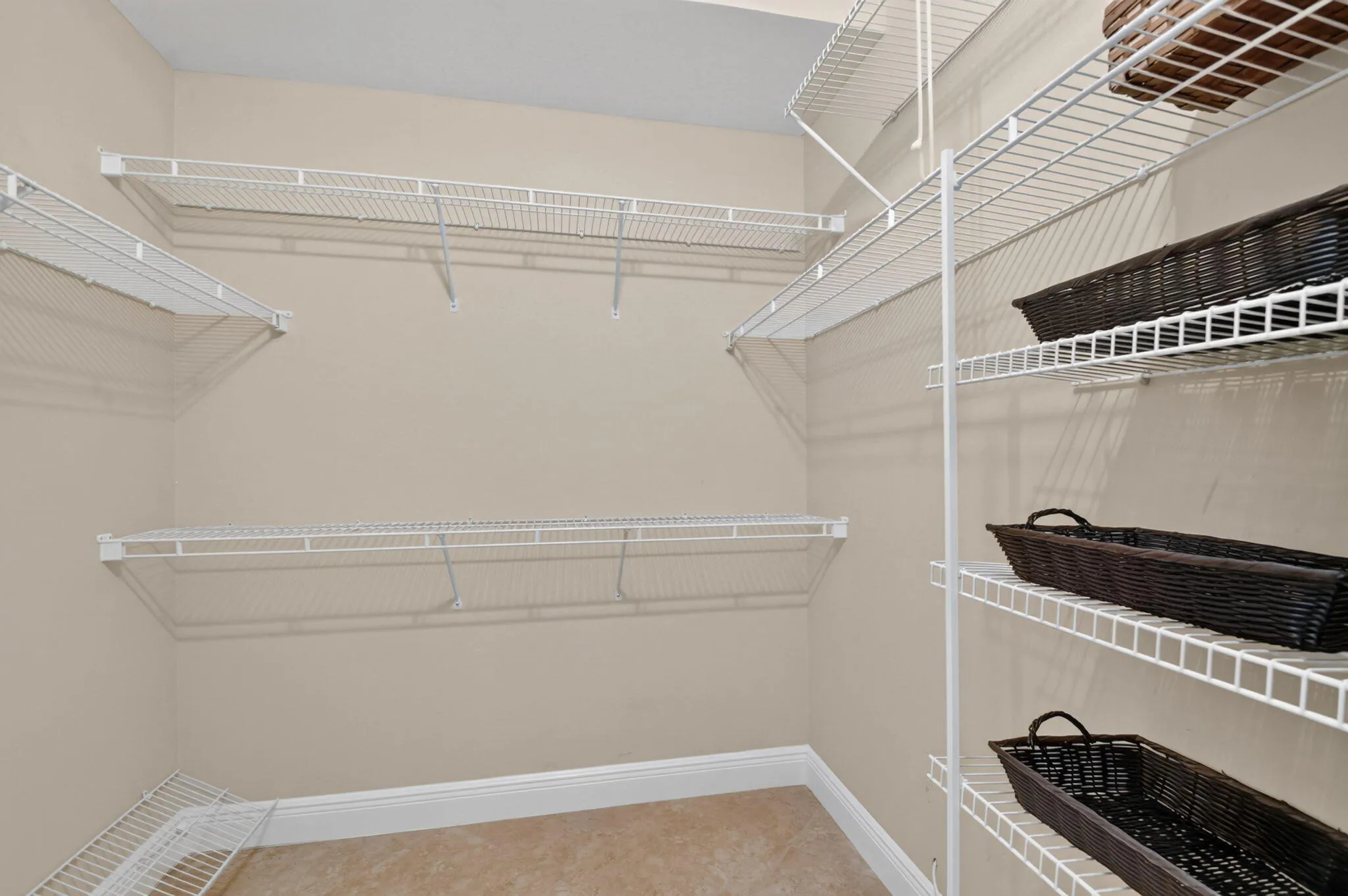 walk-in closet