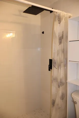 Guest Bath 5
