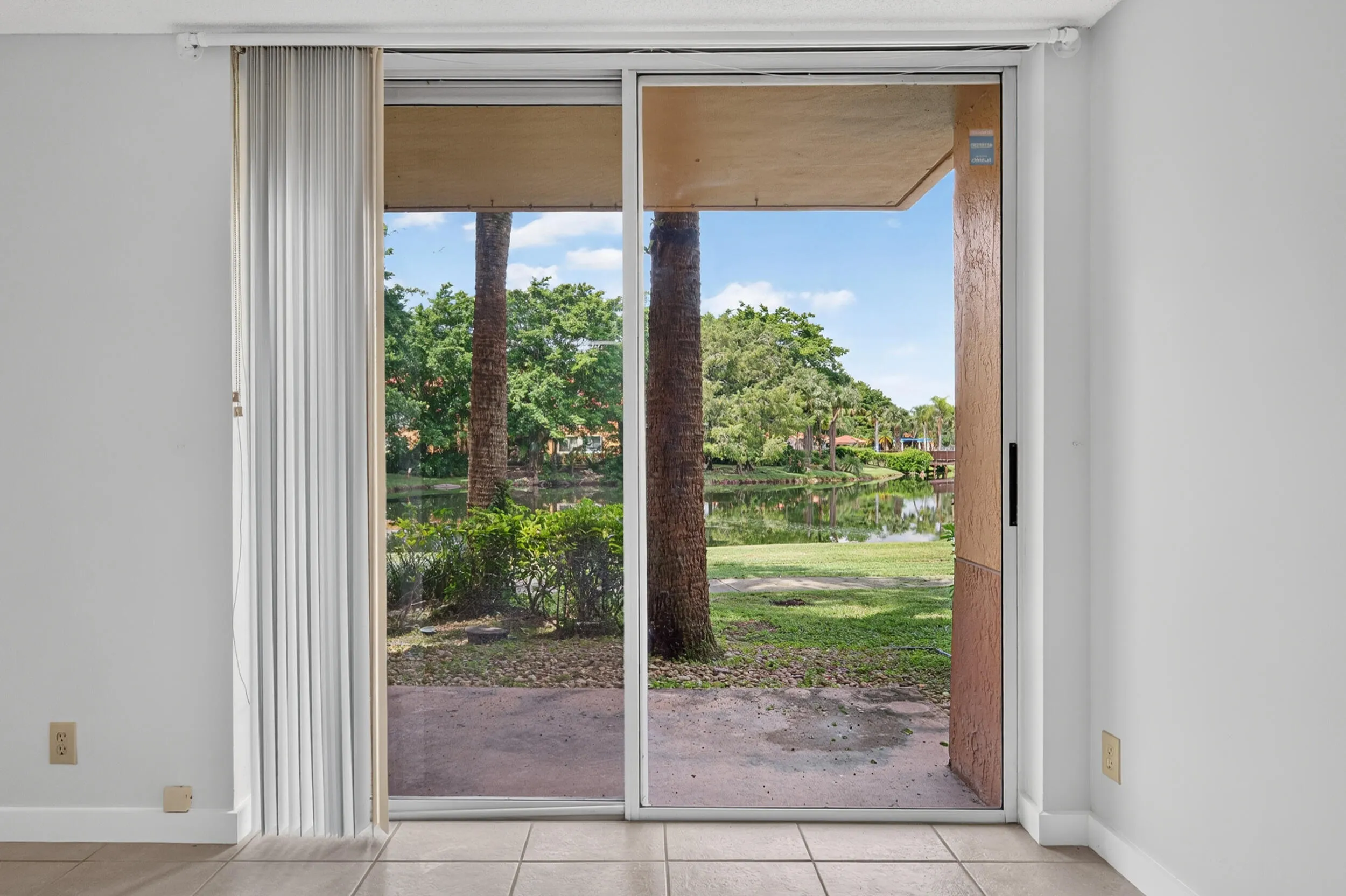 10717 apt 106-11