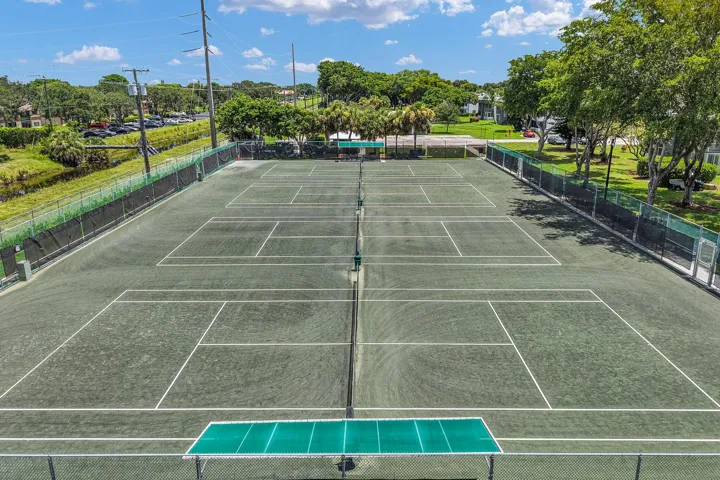 Tennis at Kings Point