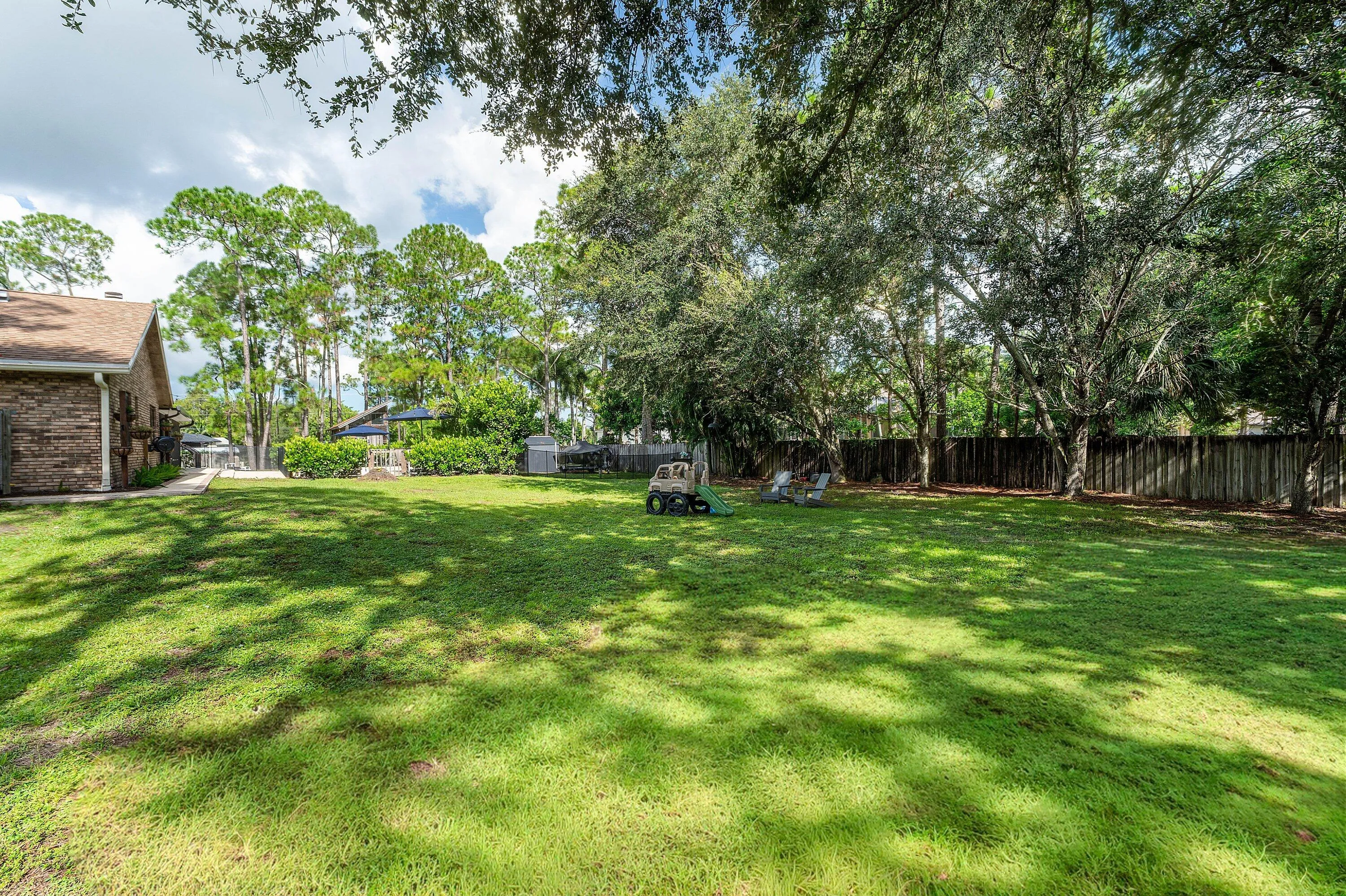 041-18429SycamoreDriveWest-TheAcreage-FL