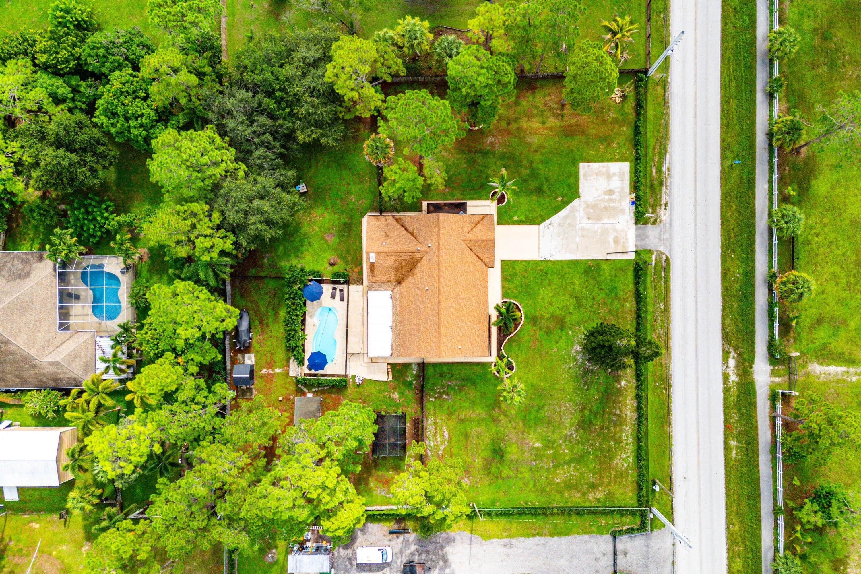 049-18429SycamoreDriveWest-TheAcreage-FL