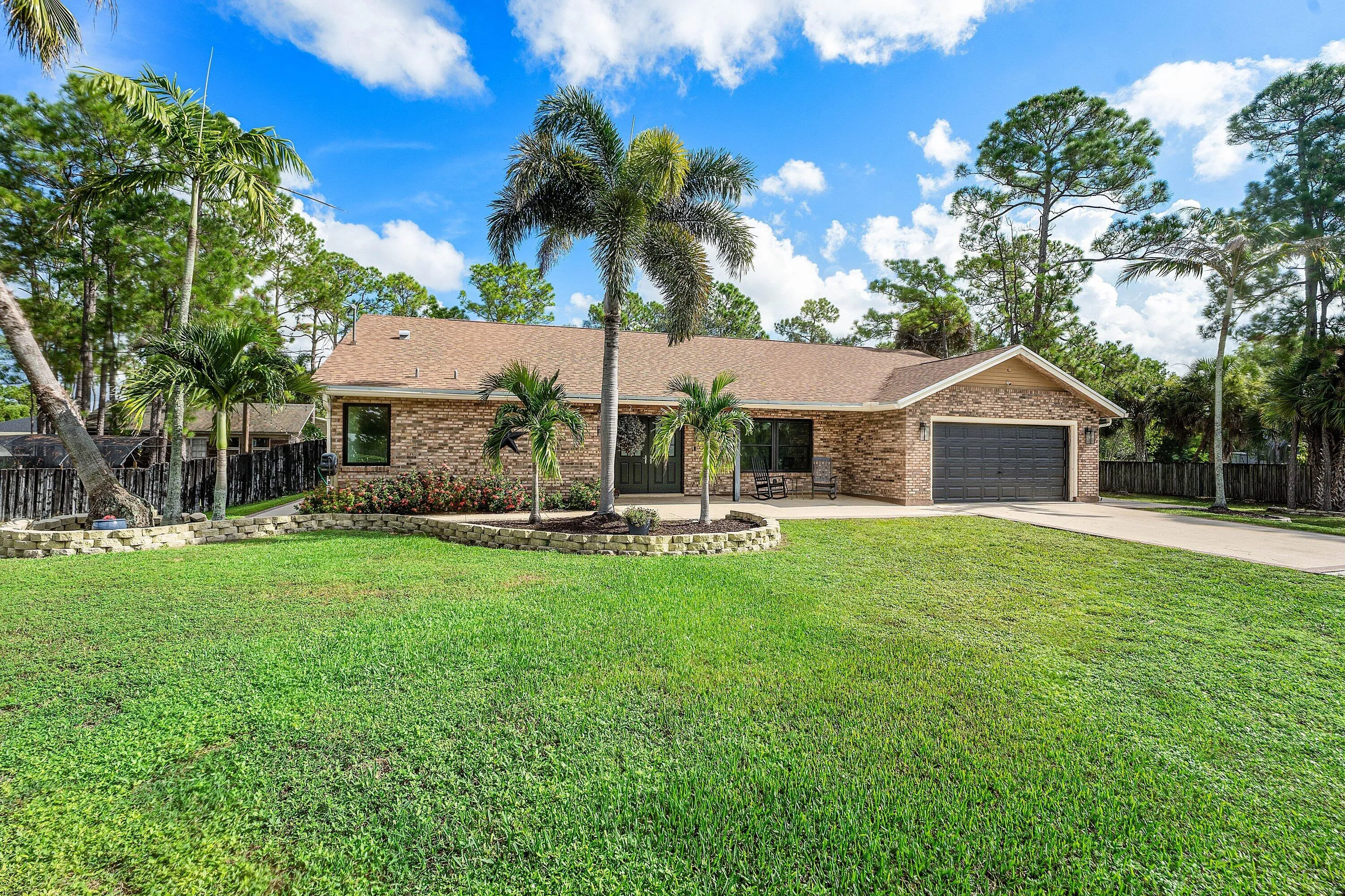 003-18429SycamoreDriveWest-TheAcreage-FL