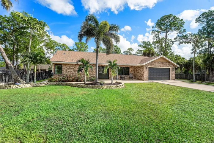 003-18429SycamoreDriveWest-TheAcreage-FL