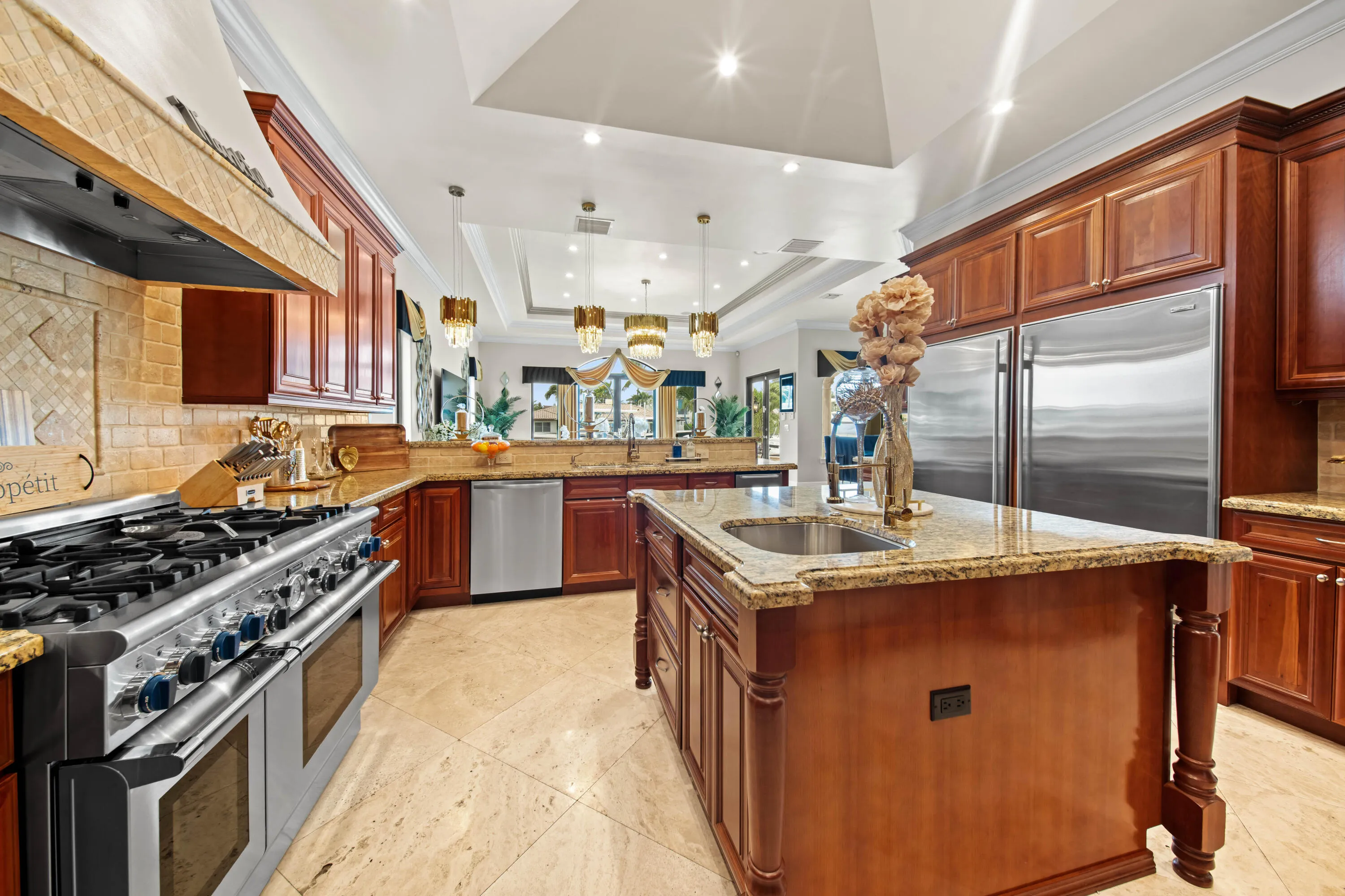 Full Chefs Kitchen with Thermador Stove