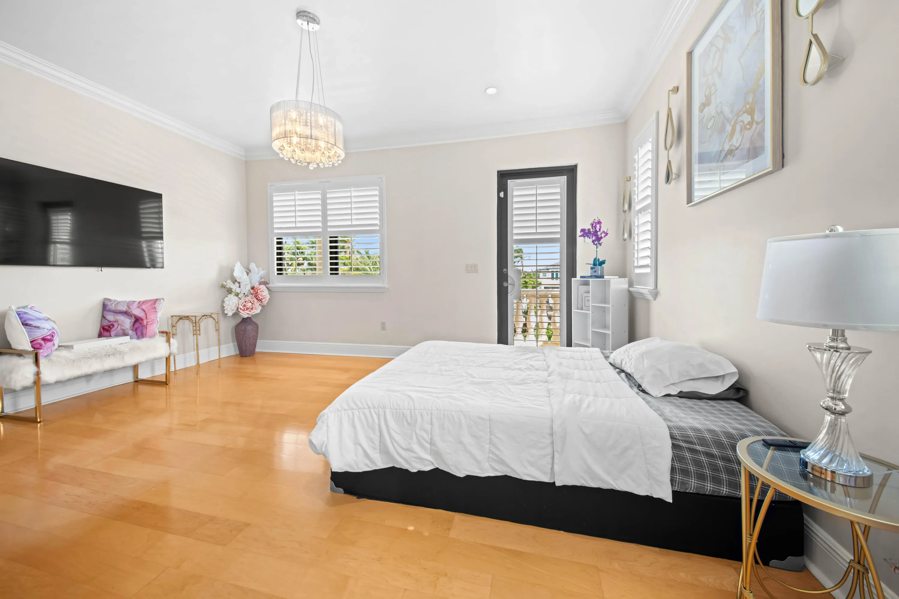 En Suite Bedroom 3 with private bath and balcony
