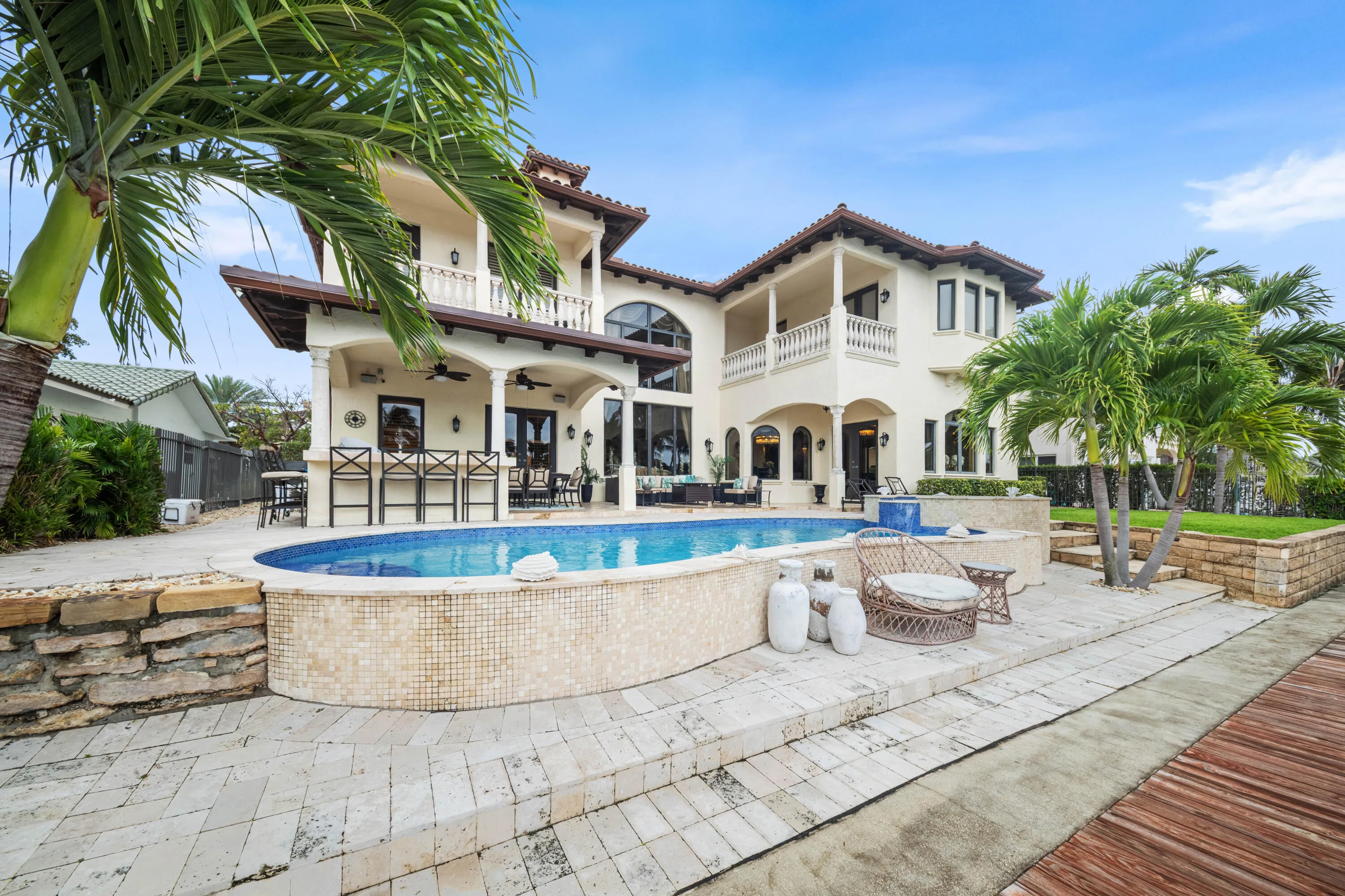 Outside Waterfront Oasis