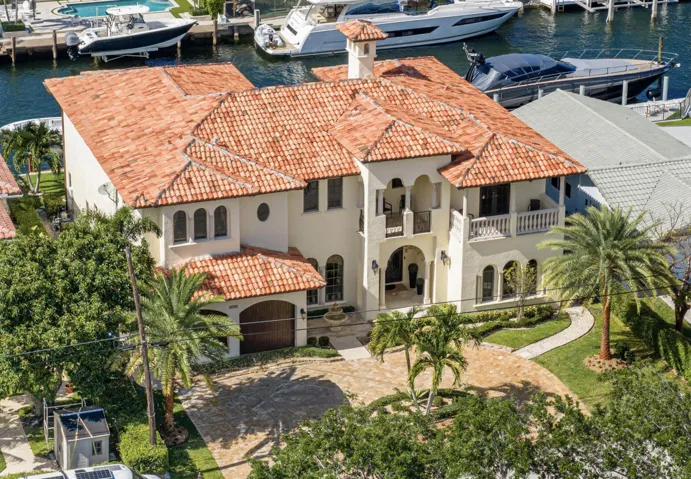 Stunning Mediterranean-style Timeless Architecture