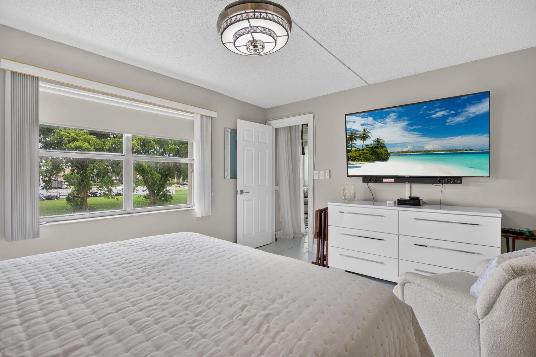 PRIMARY BEDROOM HAS WATER VIEW