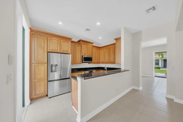 12 Kitchen