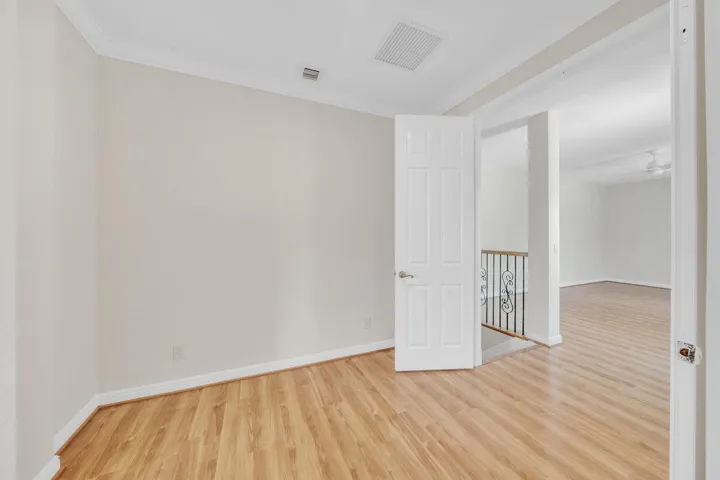 26 Primary Bedroom (1)