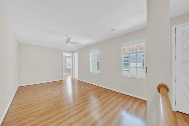 16 Loft (3)