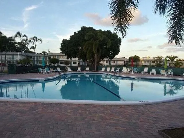 Pool 2
