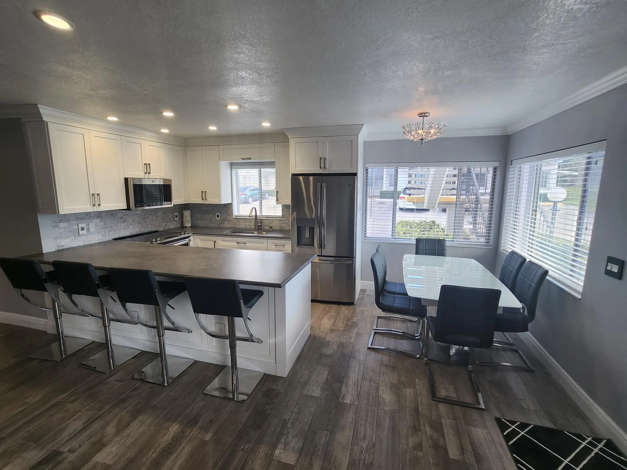 111-view towards kitchen & dining area