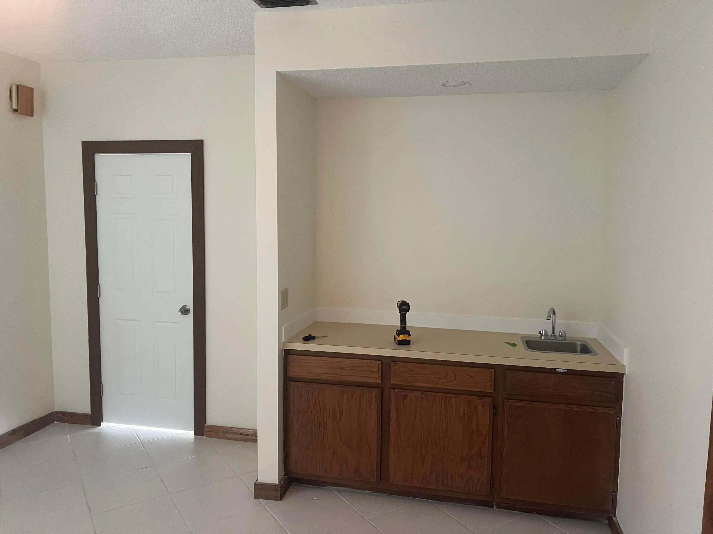 3rd bedroom/den - note there is not a closet in this room.