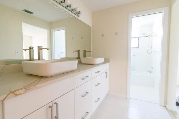 bathroom - main (1)