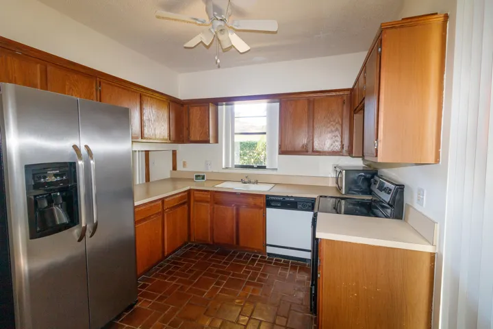 kitchen (2)