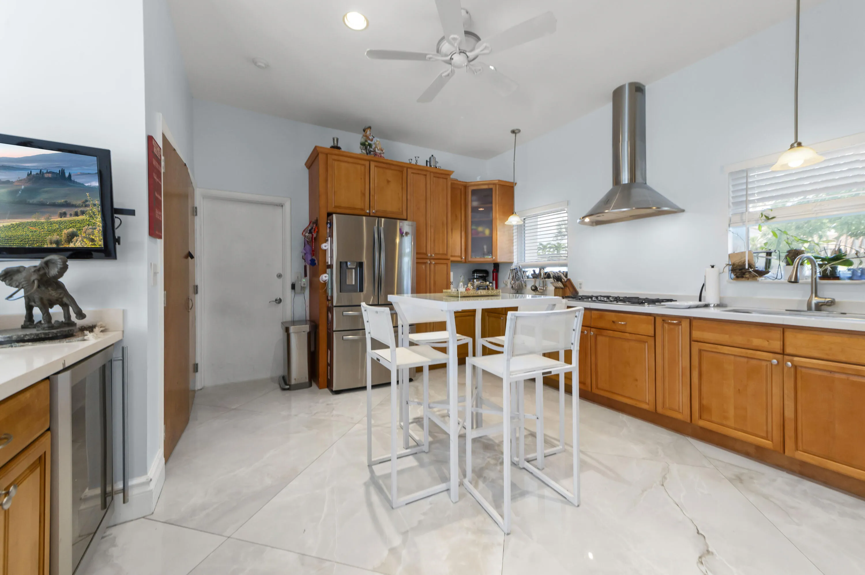 14 Kitchen 04