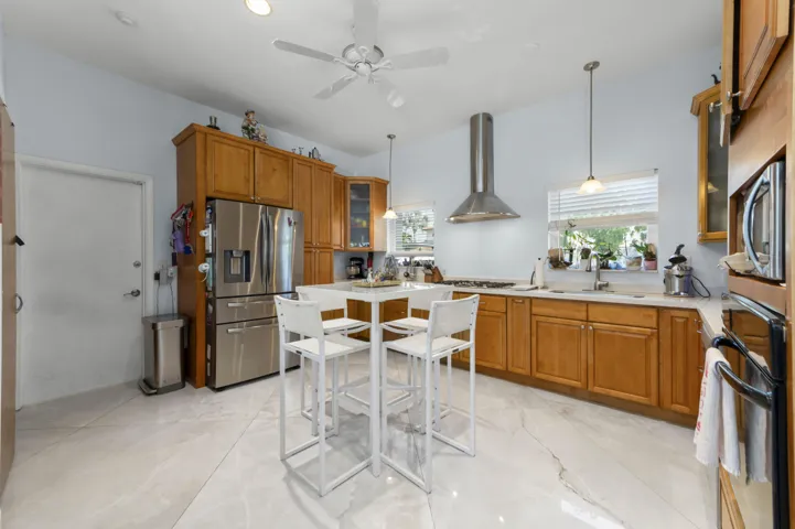 15 Kitchen 05