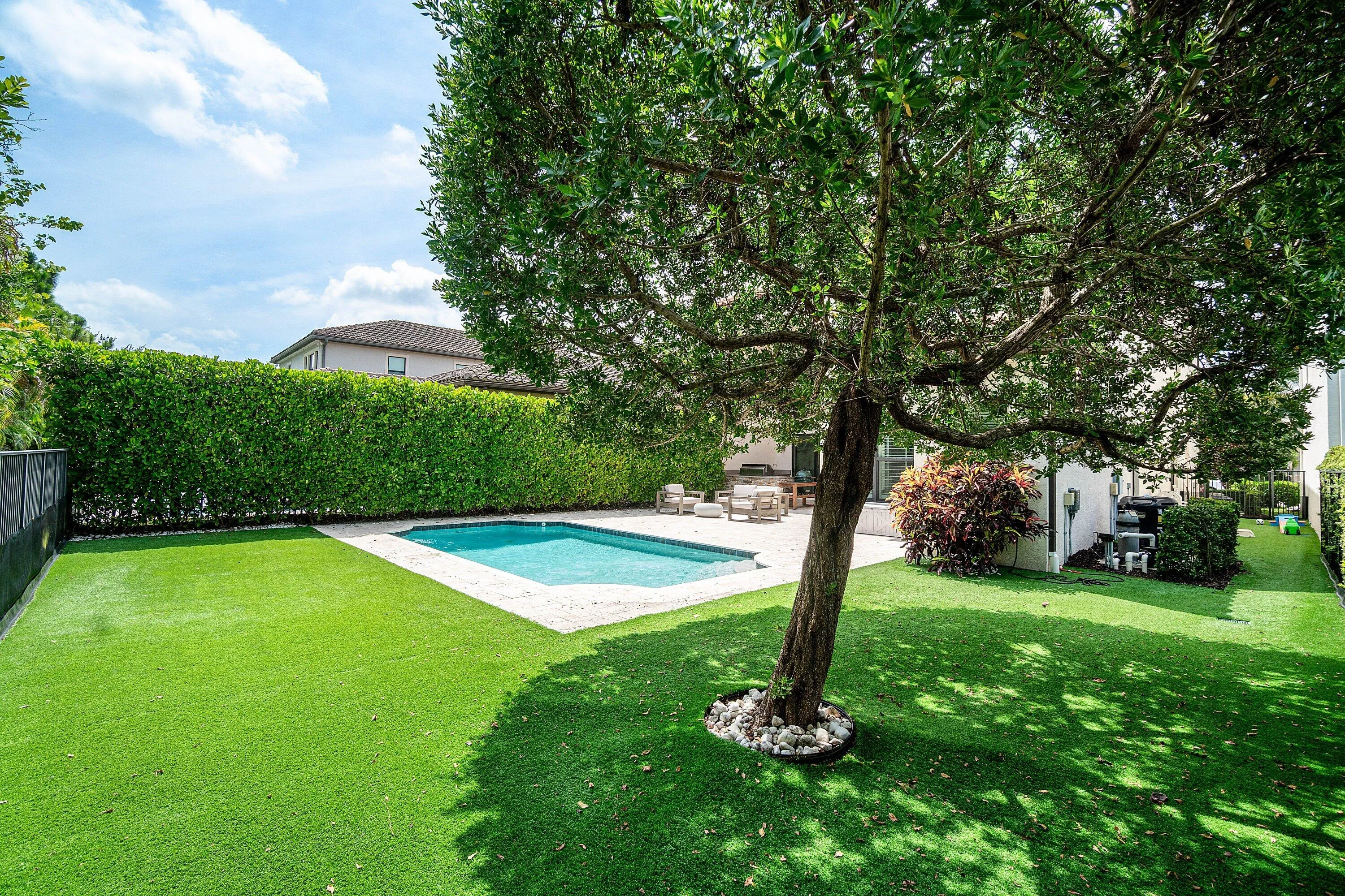 050-16226CabernetDrive-DelrayBeach-FL-33