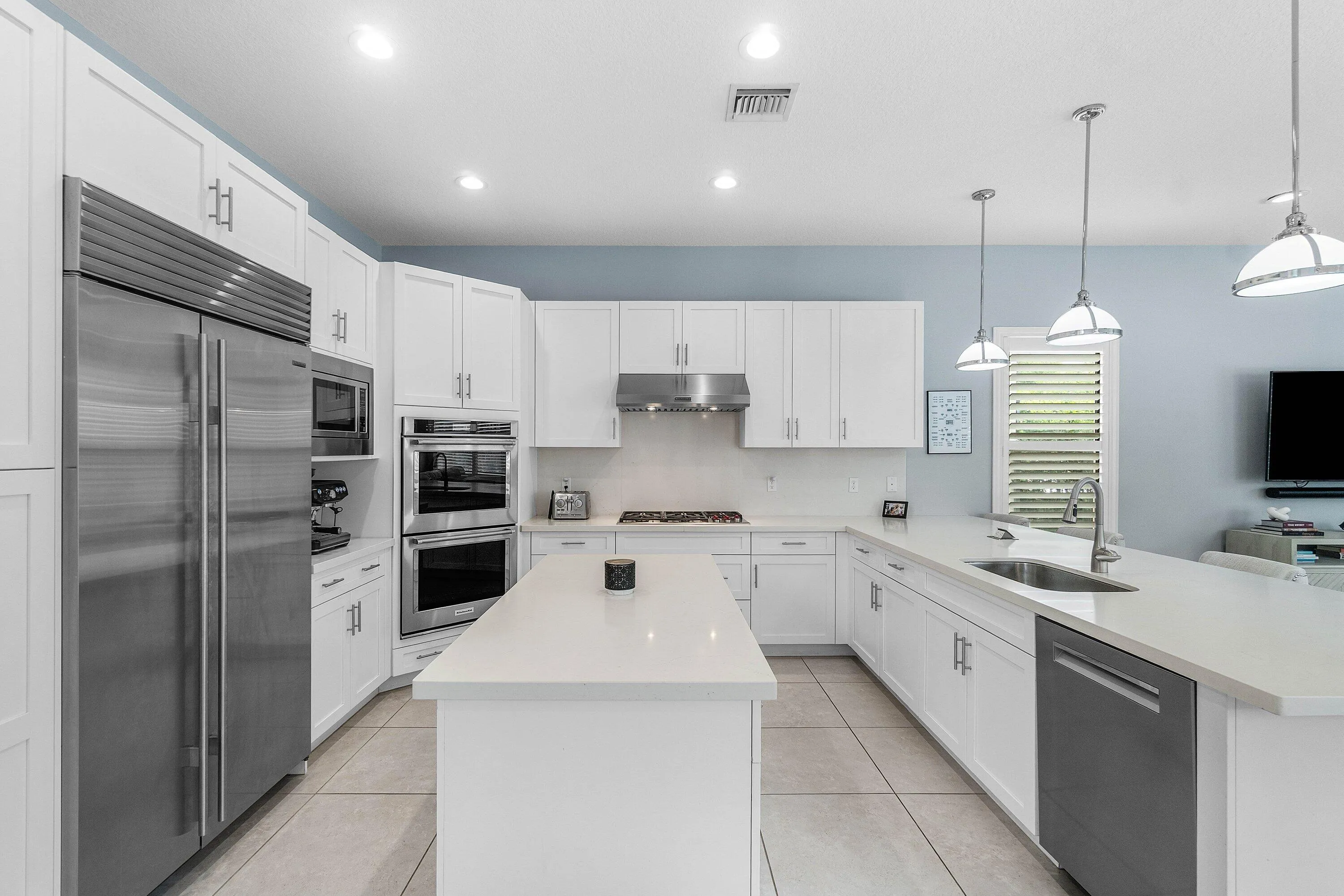 013-16226CabernetDrive-DelrayBeach-FL-33