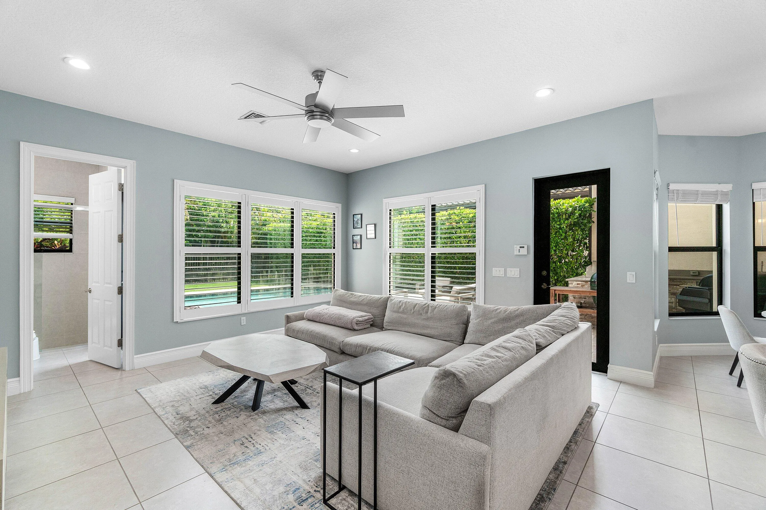 018-16226CabernetDrive-DelrayBeach-FL-33