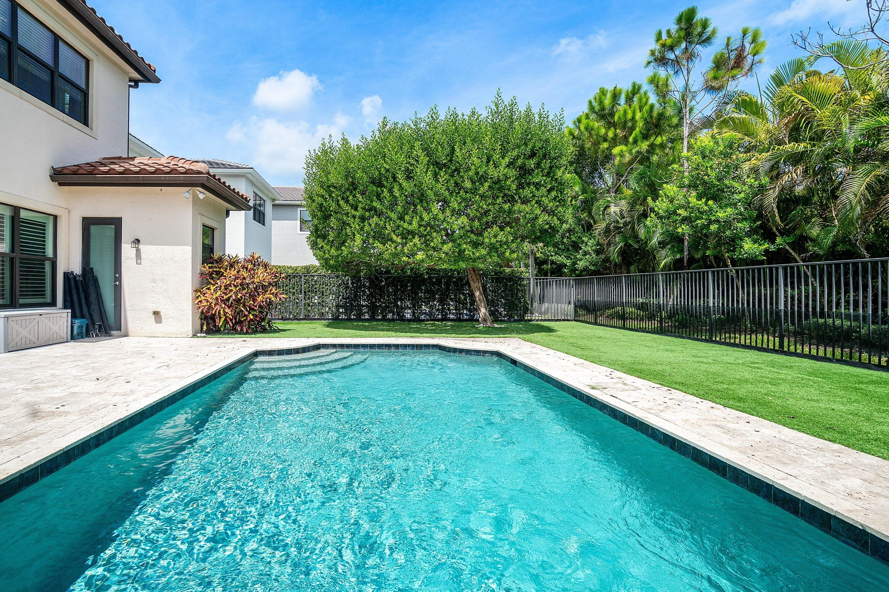 048-16226CabernetDrive-DelrayBeach-FL-33