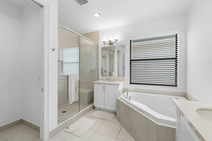 035-16226CabernetDrive-DelrayBeach-FL-33