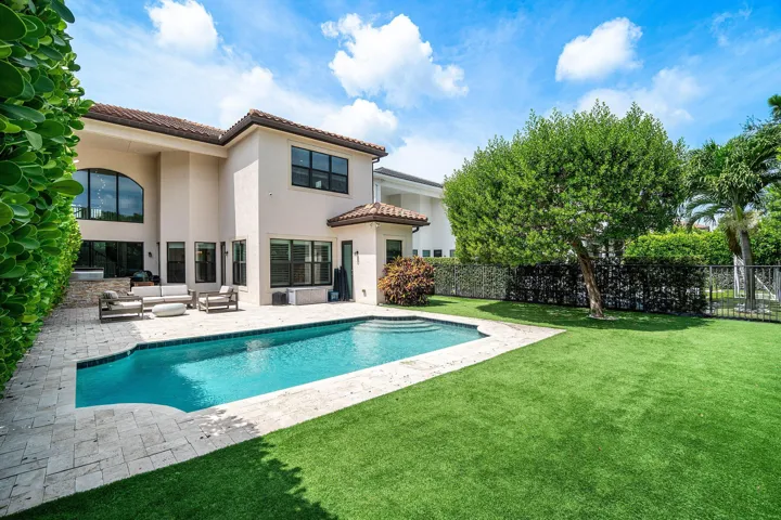 049-16226CabernetDrive-DelrayBeach-FL-33