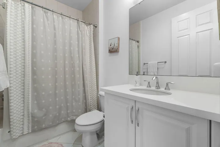 030-16226CabernetDrive-DelrayBeach-FL-33