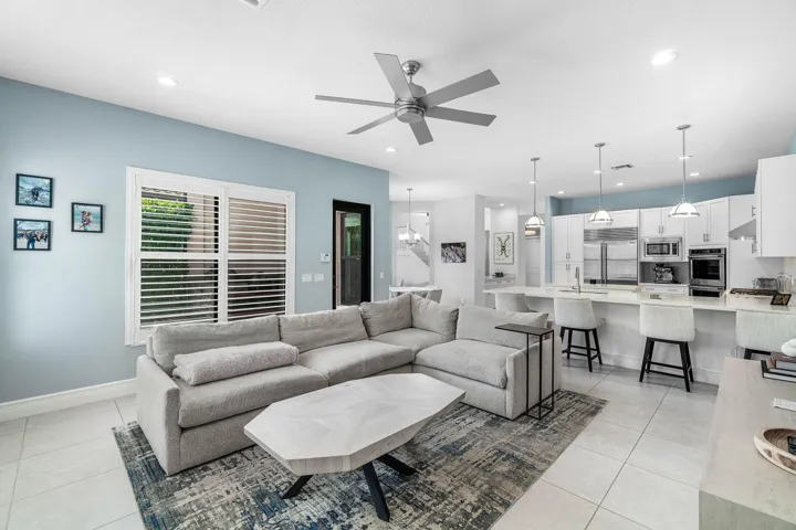 017-16226CabernetDrive-DelrayBeach-FL-33