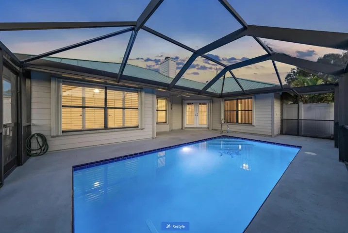 POOL - RV and BOAT Parking in Backyard with side gate