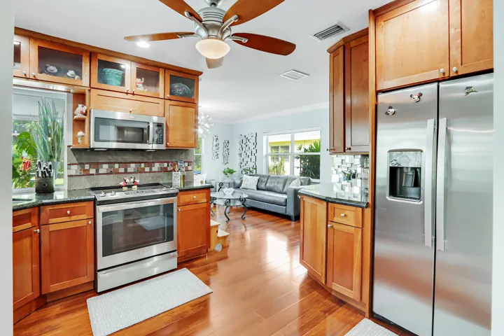 Kitchen 1