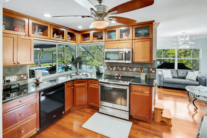 Kitchen 2