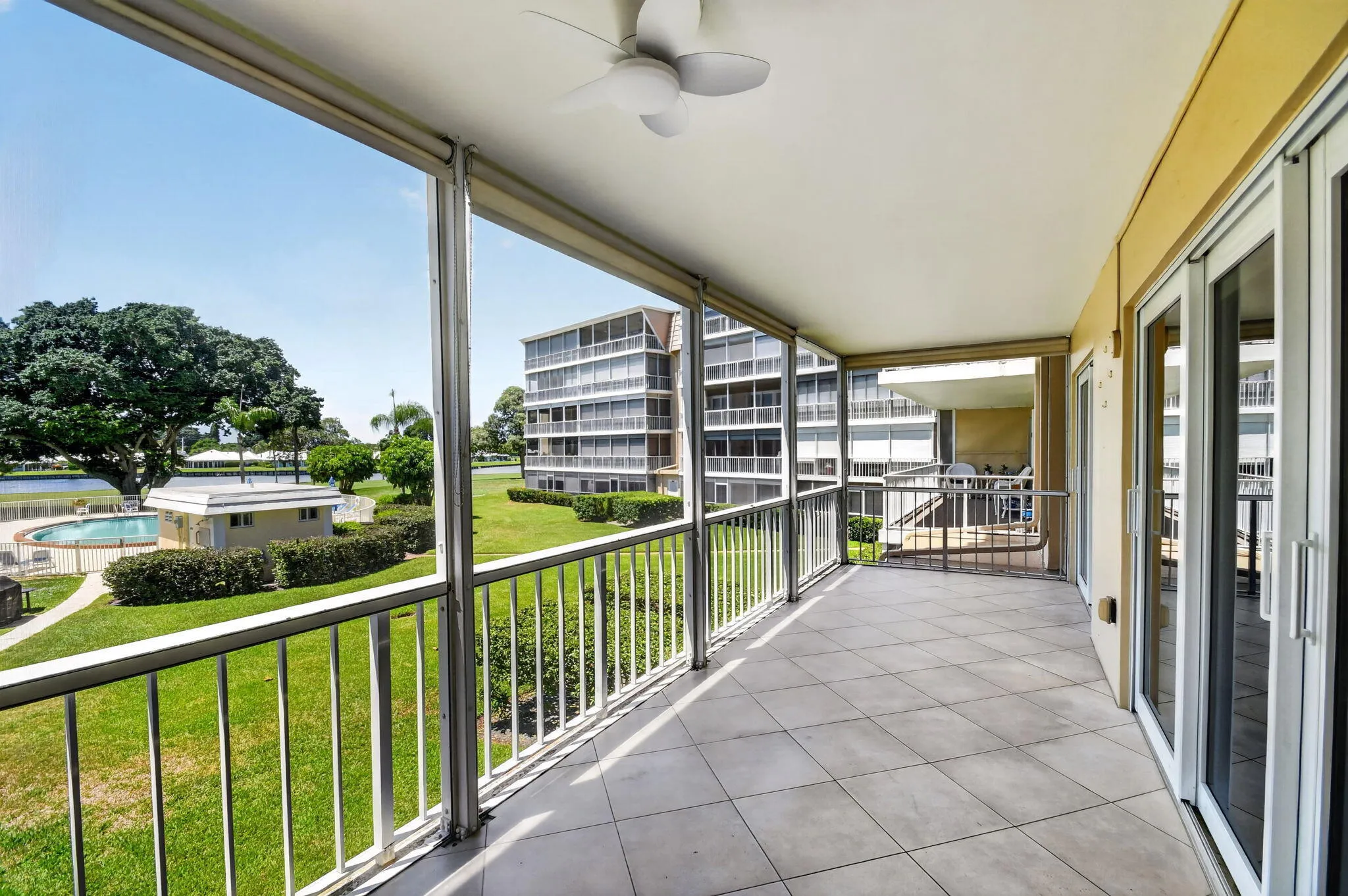 Screened-in Balcony
