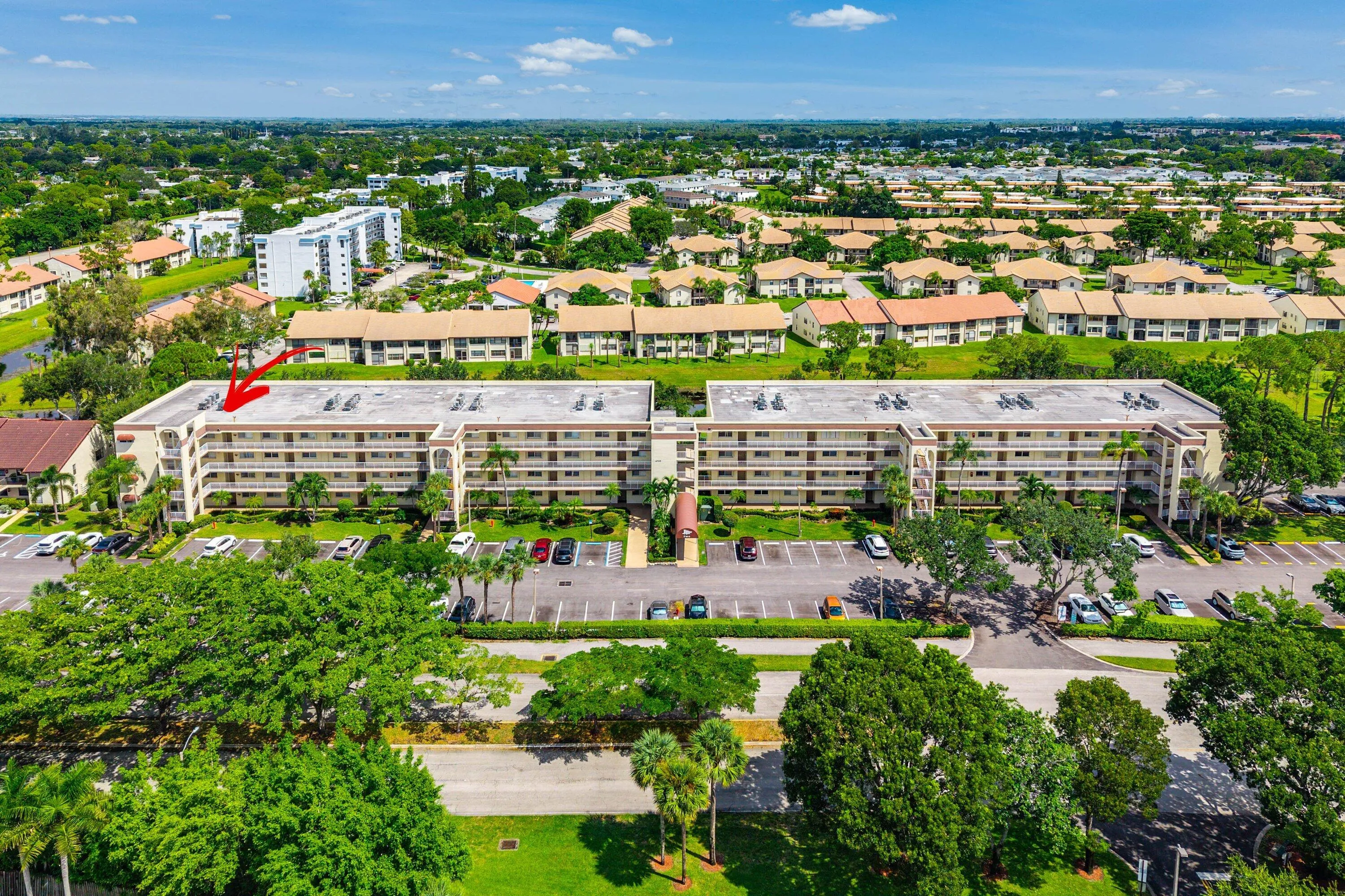 035-4735LucerneLakesBoulevardWest-402-La
