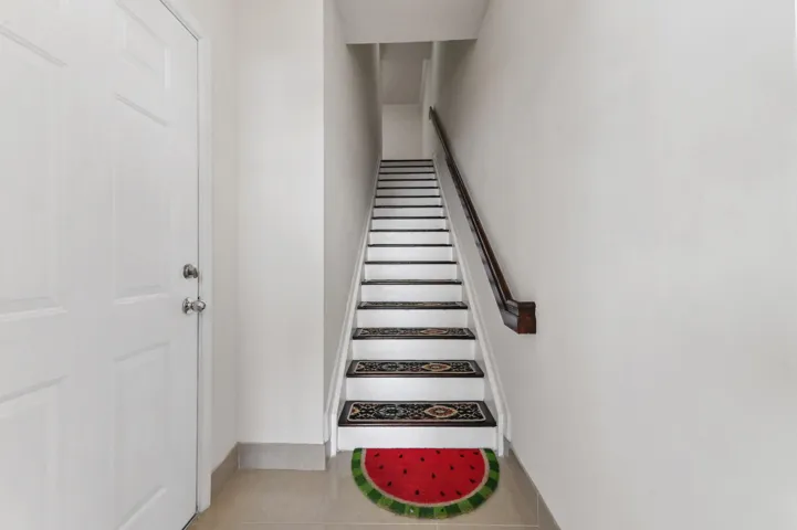 04 Entry 01