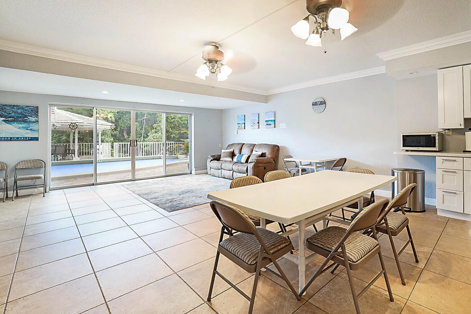 35_700_NE_Harbour_Terrace_Unit_23135_mls