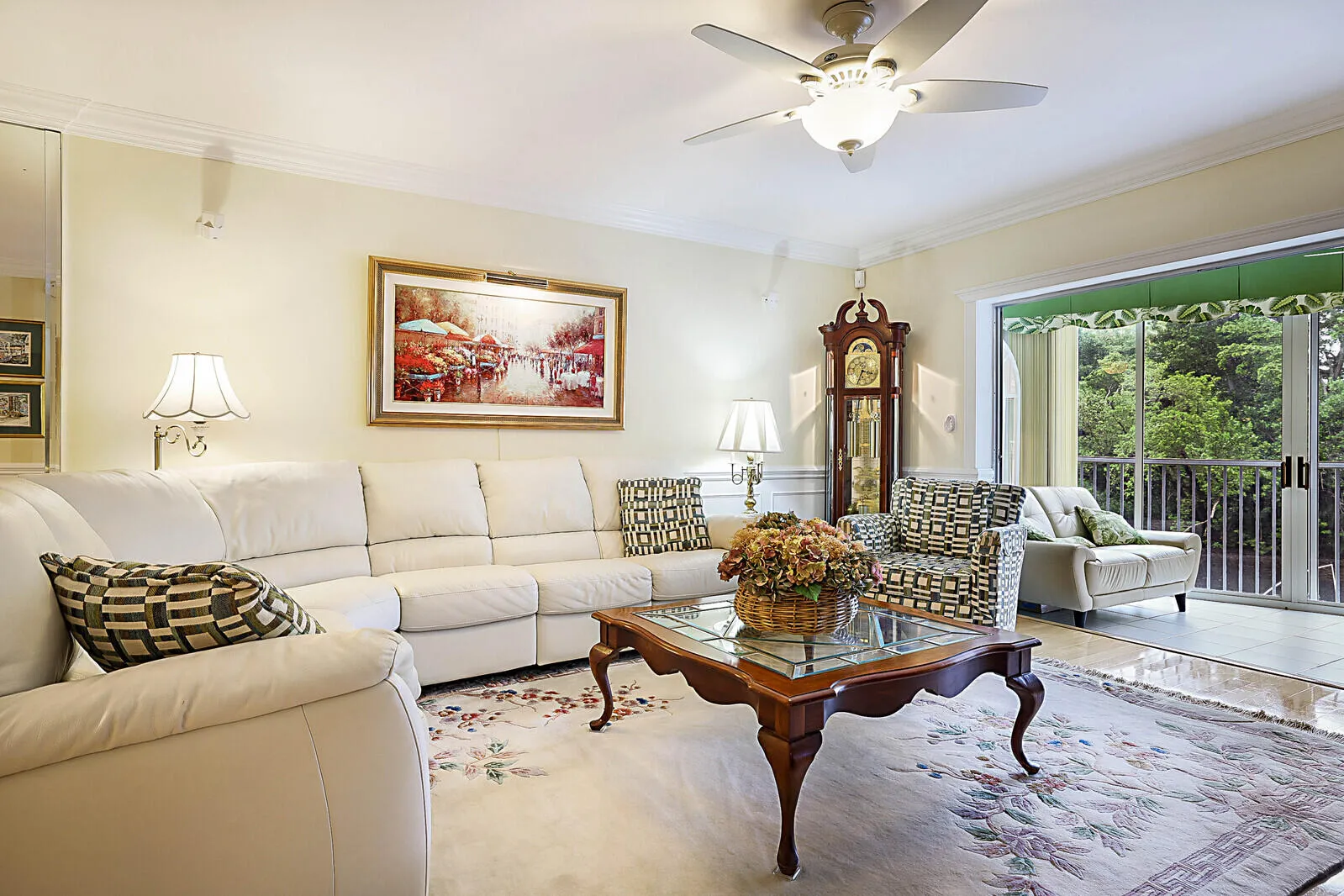02_700_NE_Harbour_Terrace_Unit_2312_mls