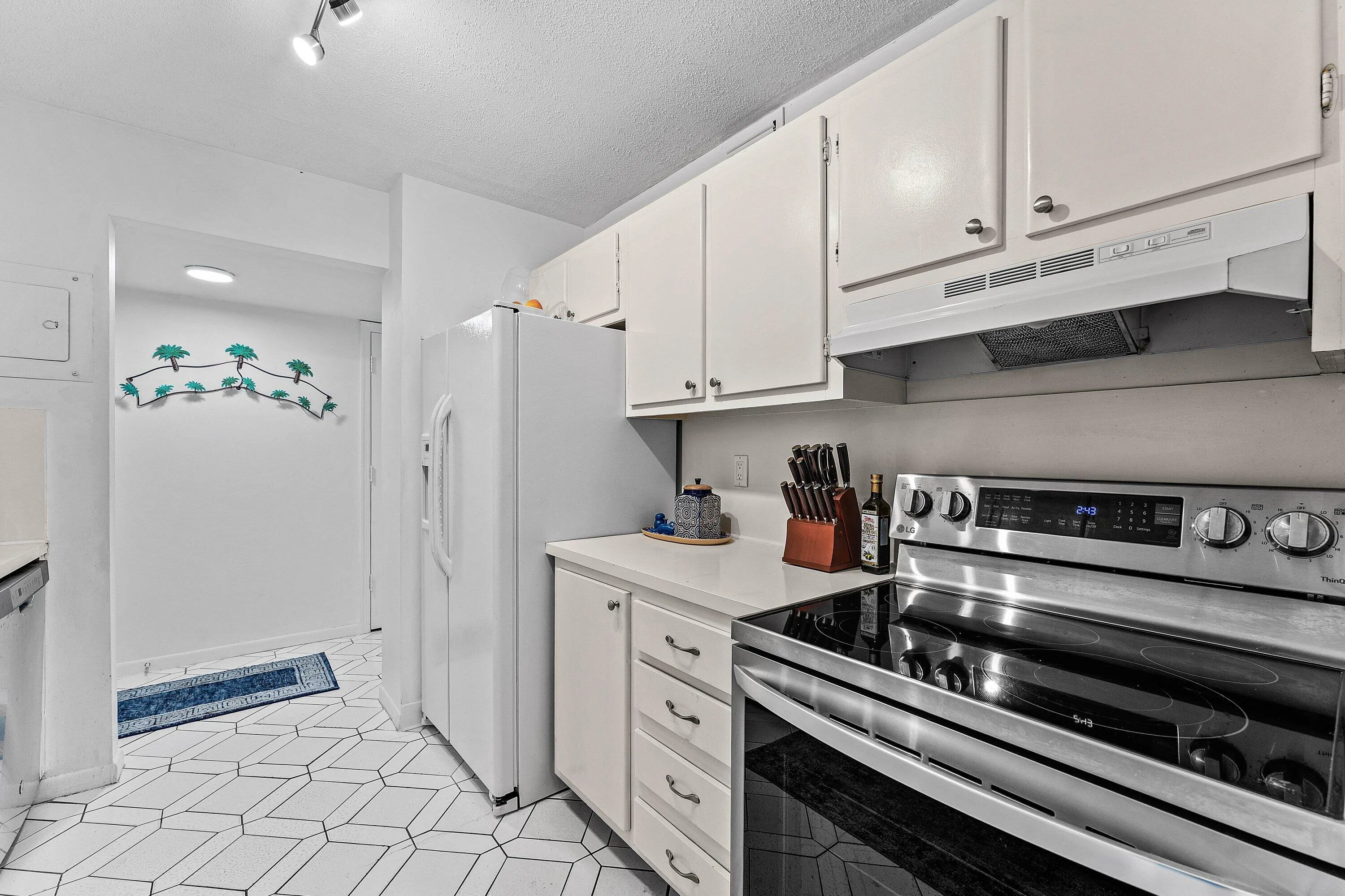 009-1111SouthOceanBoulevard-315-DelrayBe