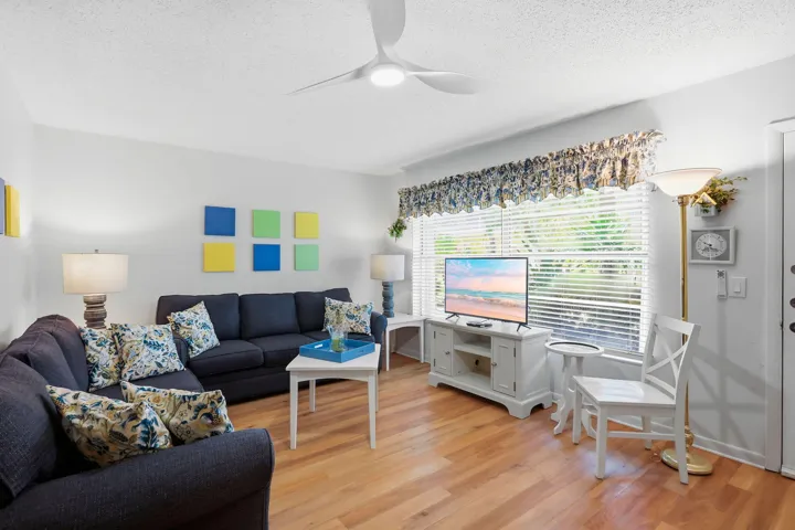 Light and Bright living room